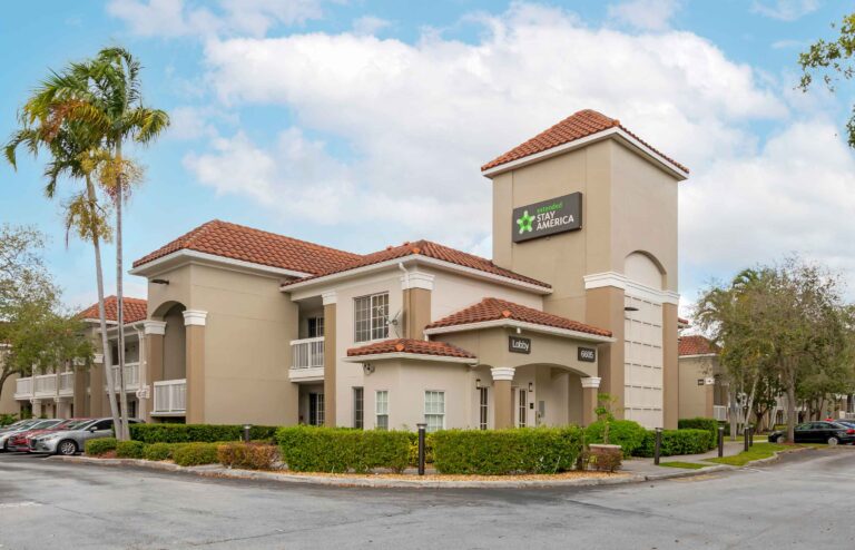 The Ultimate Guide to Booking Extended Stay Accommodations